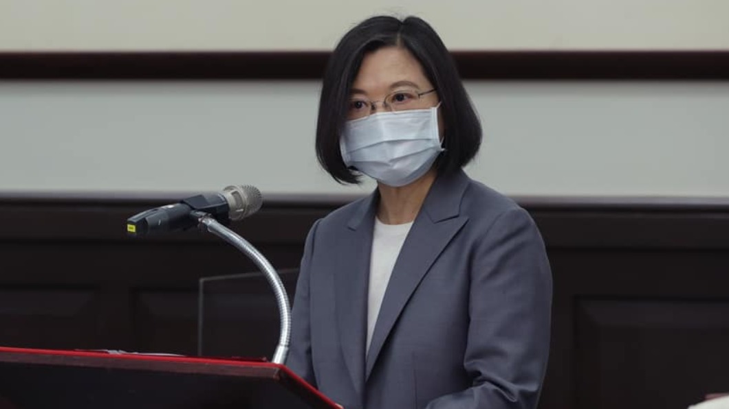 「817」用語是指在2020年總統大選中投給蔡英文的人。(圖/翻攝自《蔡英文 Tsai Ing-wen》臉書)