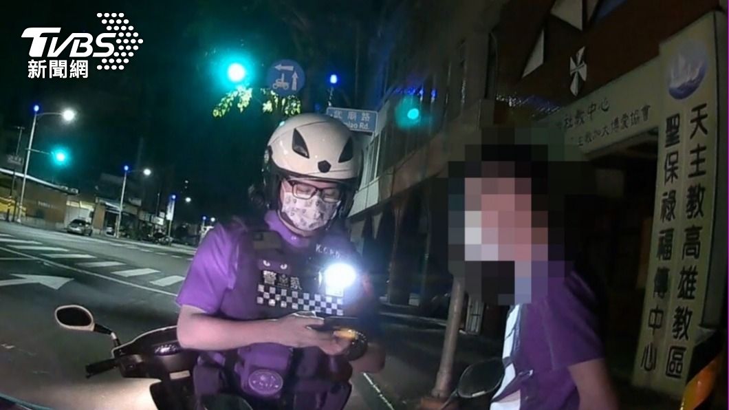 心虛頻向警道歉!原來身藏86包毒咖啡 辯「帶回家慢慢喝」
