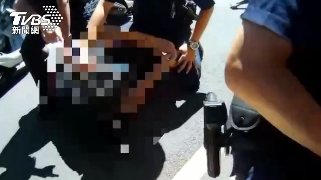 毒品買賣糾紛爆砍人！毒販臀部中刀　反鎖屋內急叩友求救