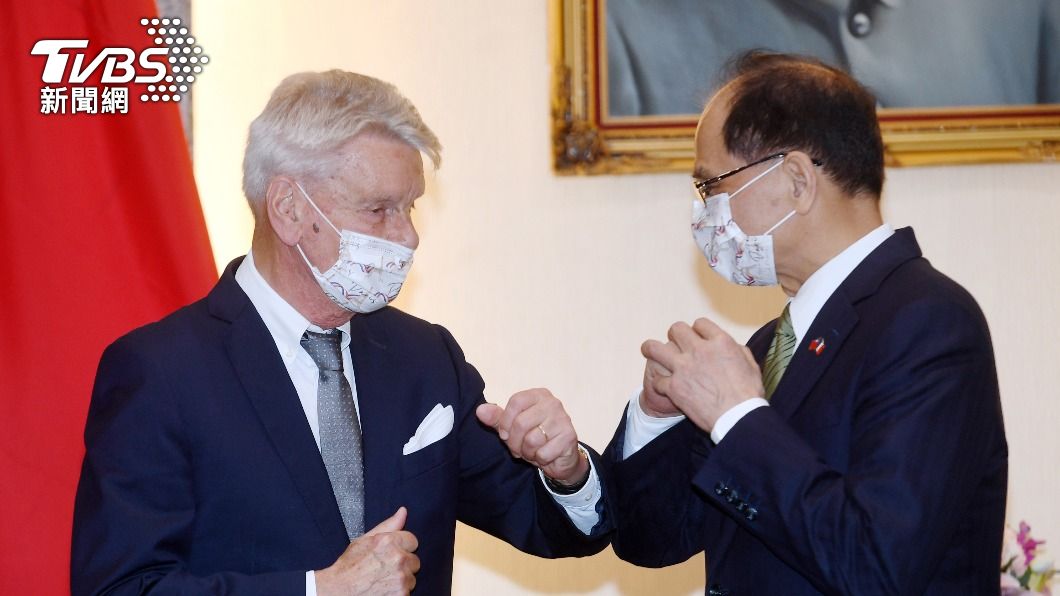 立法院長游錫堃先前接見法國參訪團。（圖／中央社）