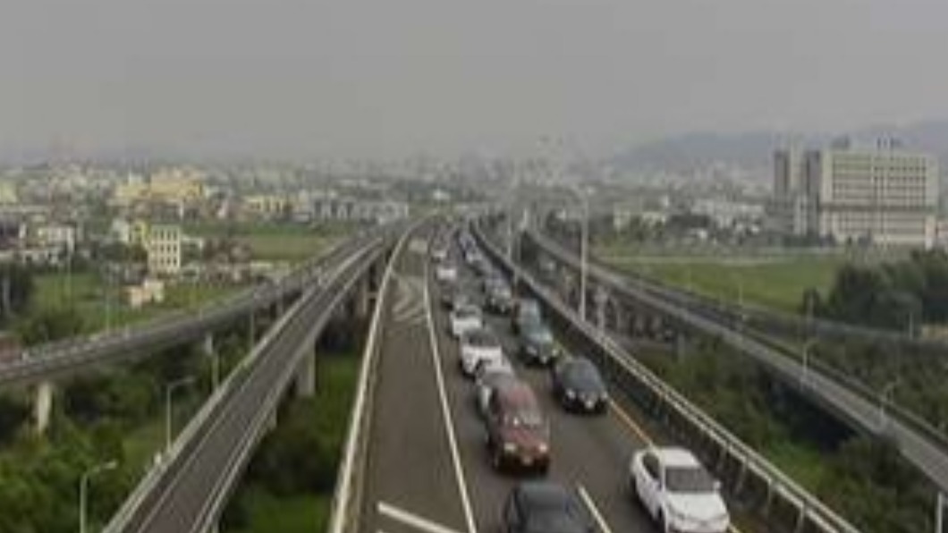 大里二路段壅塞。（圖／翻攝自高公局即時路況）