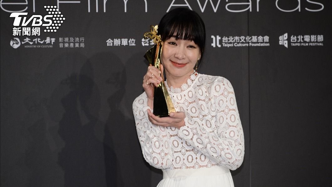 陽靚拿下北影影后。(圖/TVBS)