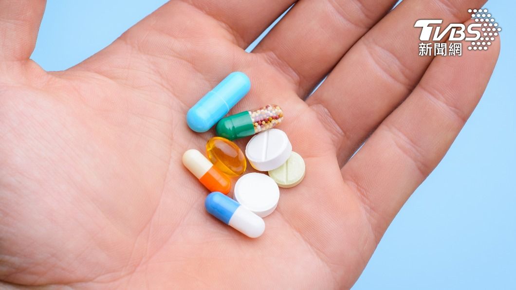許多人會畏懼吃膠囊及藥丸。(示意圖/shutterstock達志影像)
