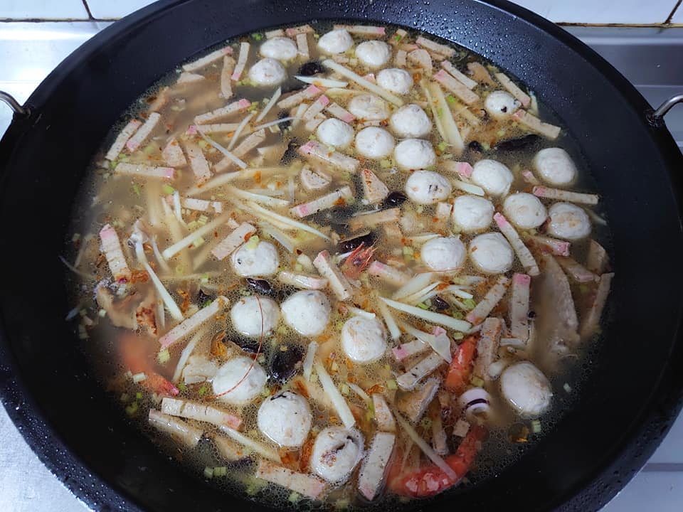 原PO貼出飯湯料理照,也釣出許多網友的回憶。(圖/翻攝自《家常菜》臉書)