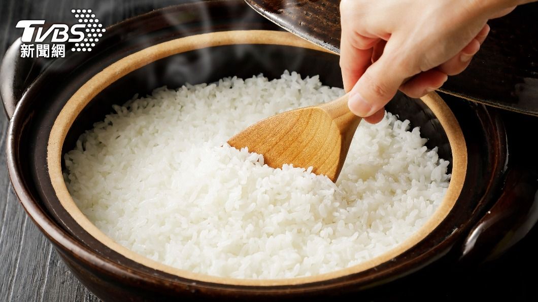 白飯也有「南部吃法」? 網狂喊兒時回憶:北部沒看過