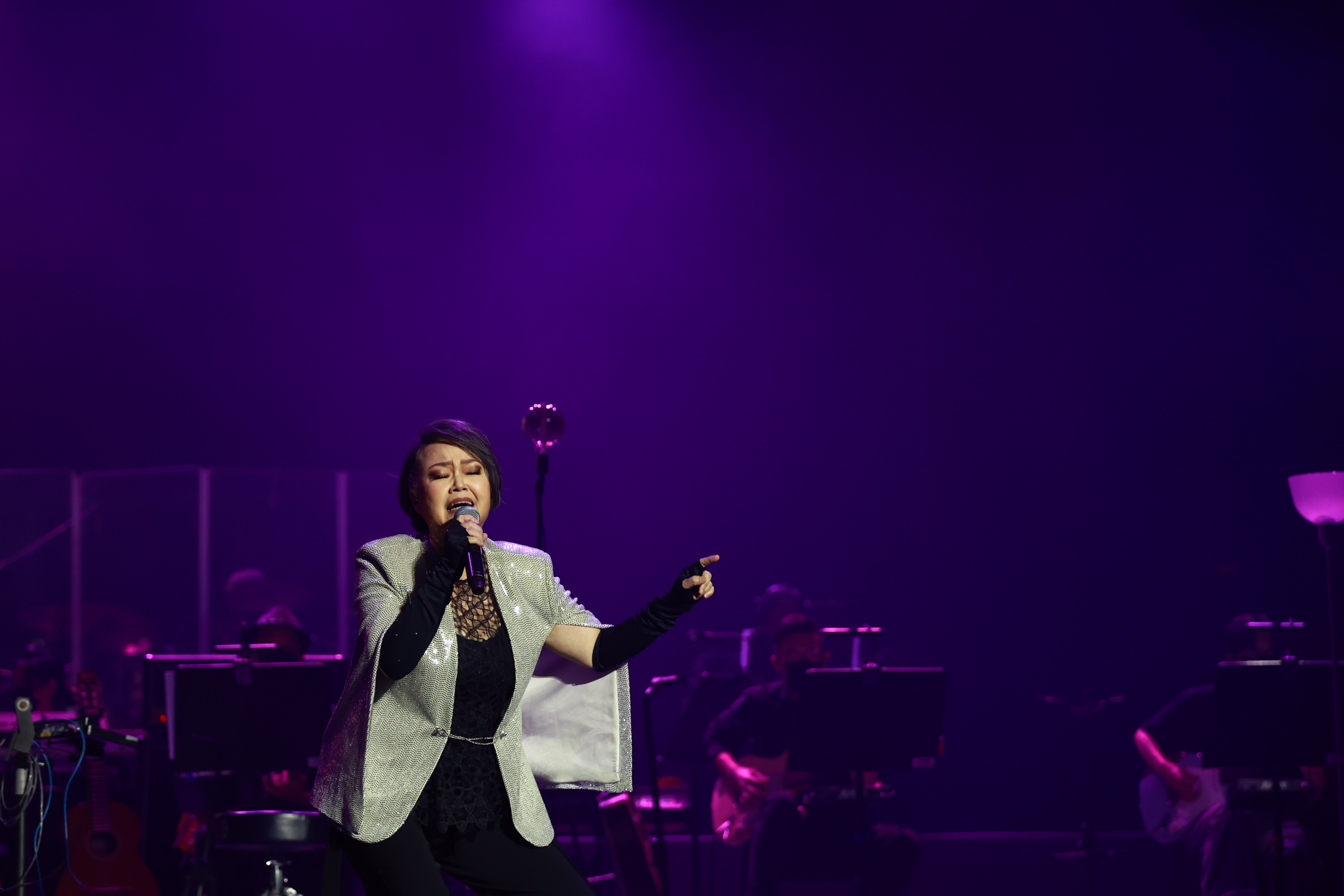 搖滾教母金智娟,以原唱歌手及陳夫人高中密友的身分登場。(圖/典選音樂提供)