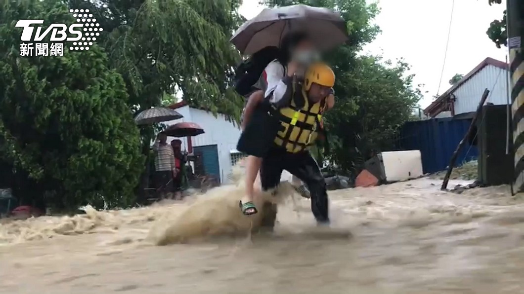 豪雨狂炸!「花東5區」今停班課 新增台東長濱鄉