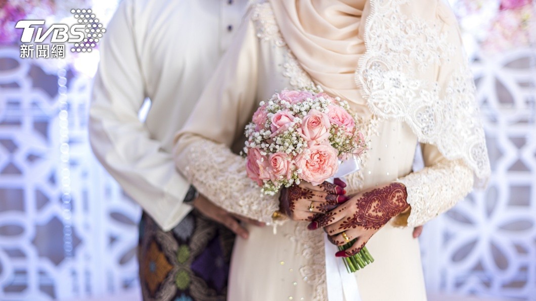 少女的父親稱說,若是再不嫁就只能當人家的小老婆。(示意圖/shutterstock達志影像)
