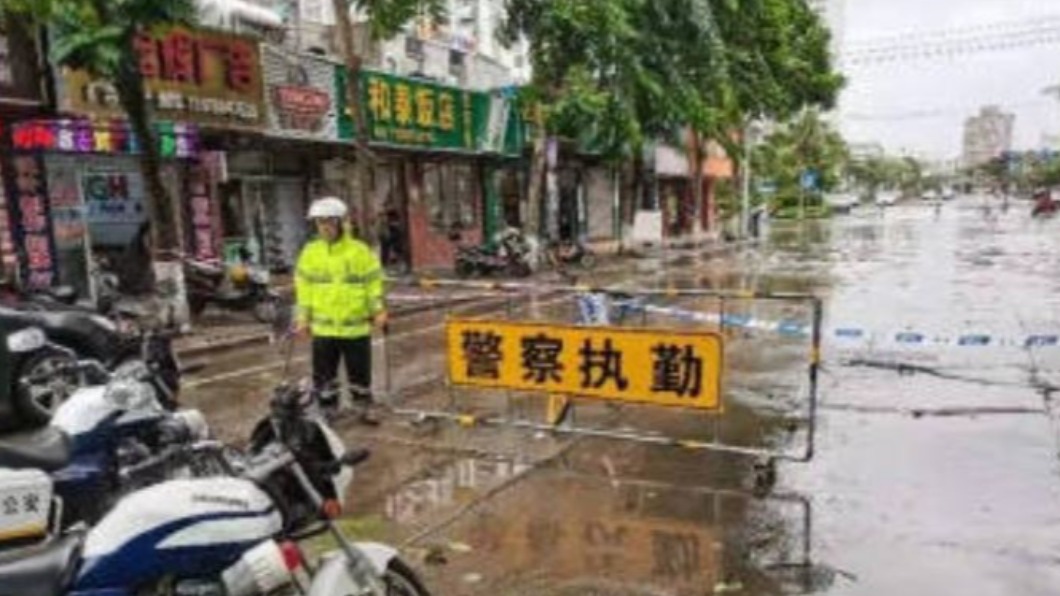 「圓規」登陸海南掀巨浪 當地近5年最強颱
