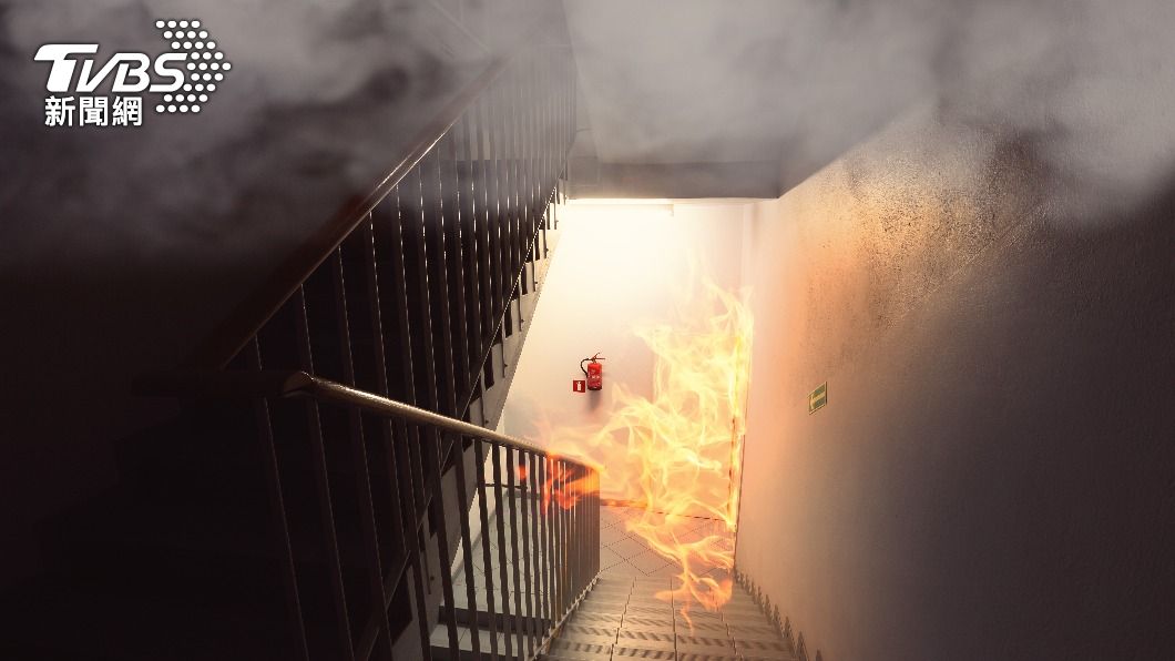 火災發生時,往往生死就在一瞬間。(示意圖/shutterstock達志影像)