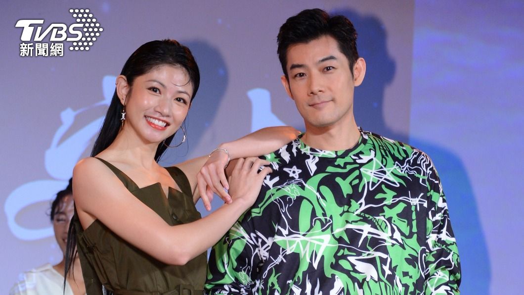小明明逝世4年!施易男演歌仔戲嘆:現在沒媽媽幫忙了
