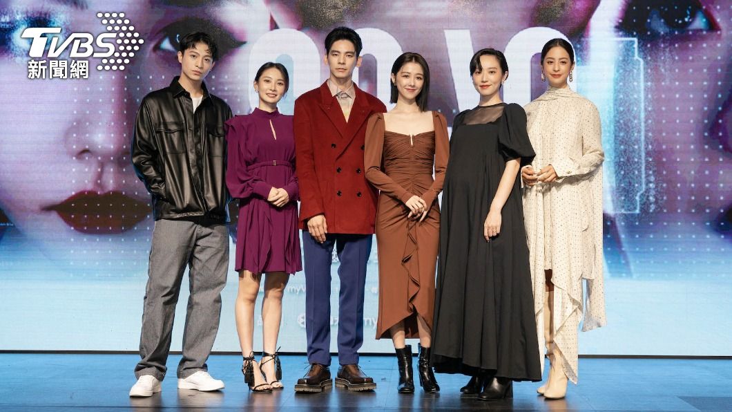 《2049》由呂晉宇(圖左起)、李亦捷、林柏宏、邵雨薇、林子熙、莫允雯等人主演。(圖/瀚草影視提供)