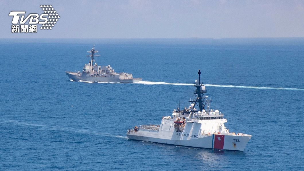 美軍第七艦隊證實!美國、加拿大軍艦聯合通過台灣海峽
