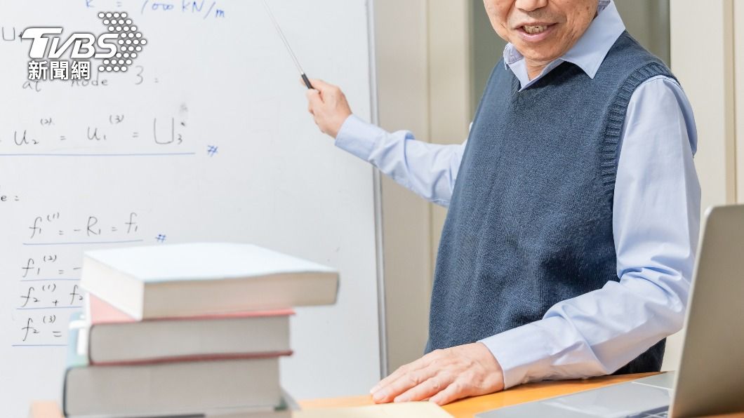 也有不少網友認為教授工作內容與薪資不合比例。(示意圖/shutterstock達志影像)