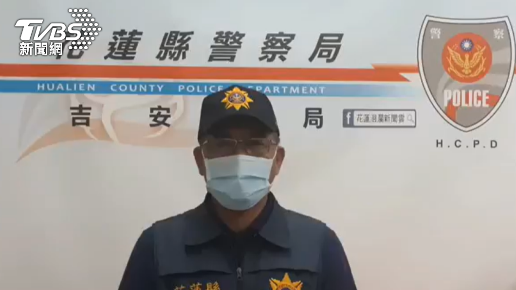 花蓮吉安分局偵查隊長王世光說明案情。(圖/警方提供)
