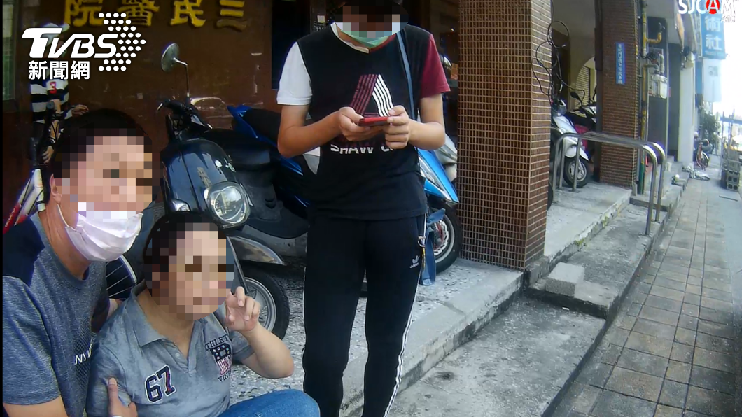 台中婦熱心捐血突暈倒　警給「救命丹」解危