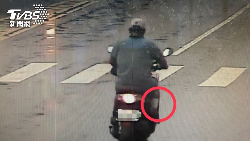 還想逃?男偷機車遭逮 右小腿「痠痛貼布」意外成鐵證
