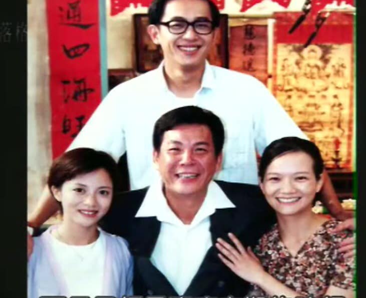 李蕙瑛曬出昔日合影悼念龍劭華。(圖/翻攝自李蕙瑛臉書)