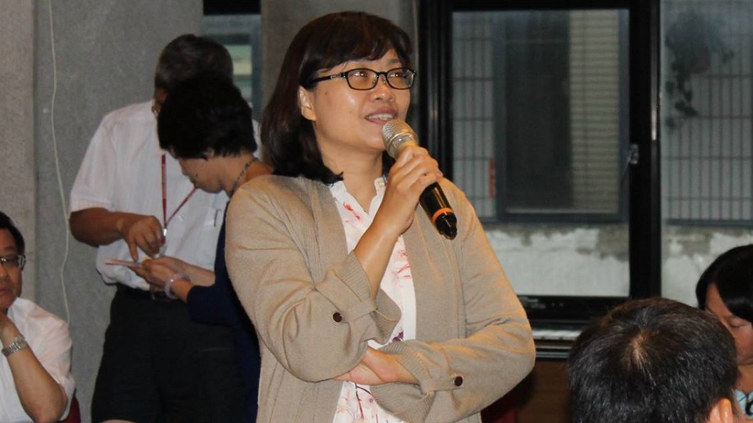 扯!檢座命女被告全裸張腿「當庭揉胸拍私處」 下場出爐