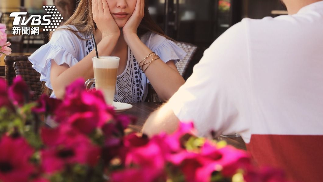 女主播看不上婚姻市場中的優等貨。(示意圖/shutterstock達志影像)