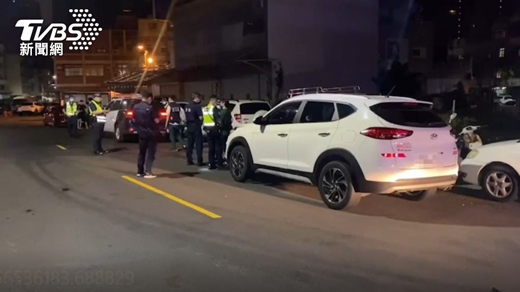 行車糾紛街頭狂飆追逐!女駕駛控前車肇逃 涉逼車遭法辦