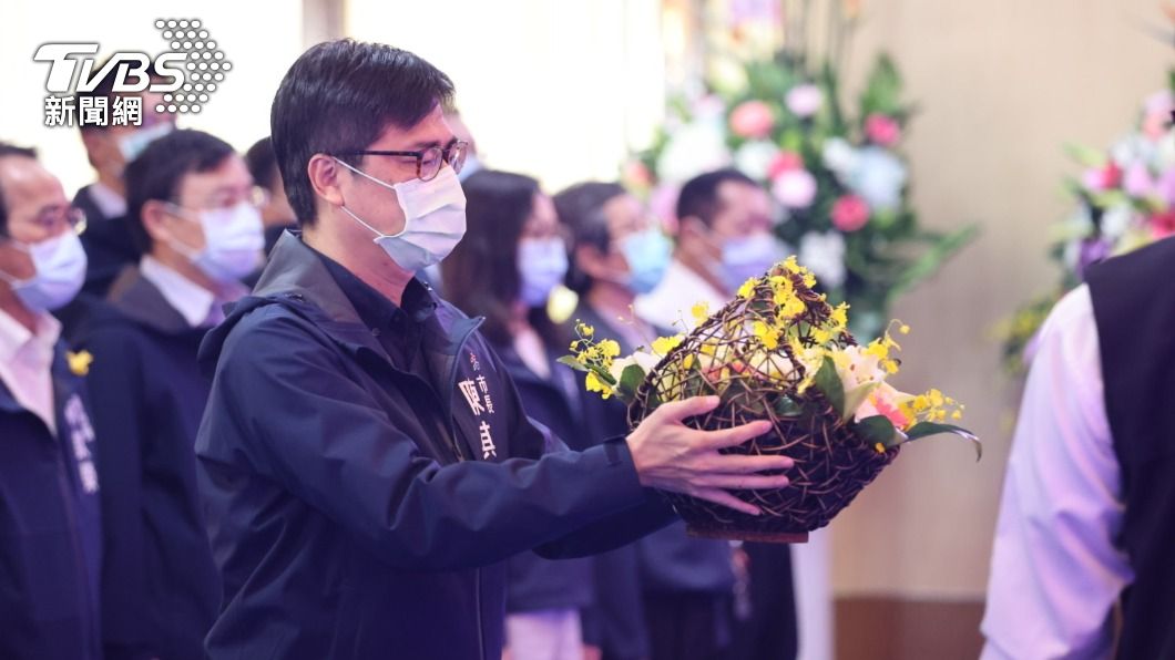 陳其邁強調將會加強家屬關懷。(圖/高雄市政府提供)