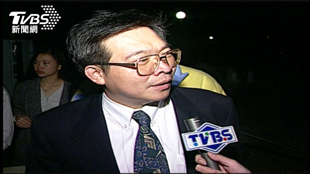 揮出國會第一拳！　朱高正臨門這句「民進黨宣布成立」