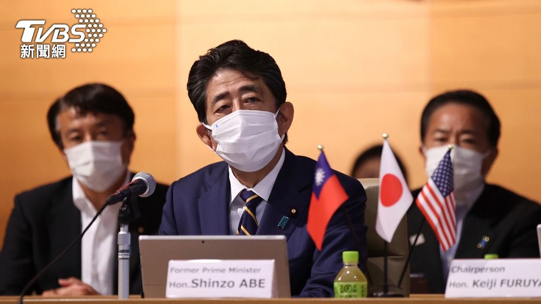 前首相安倍晉三大打危機牌,稱失去執政日美同盟恐破滅。(圖/達志影像美聯社)