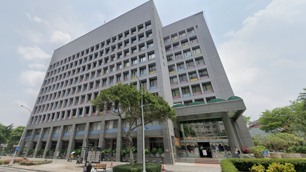 不戴罩被攔怒譙三字經 男辯「口頭禪」遭判拘20天