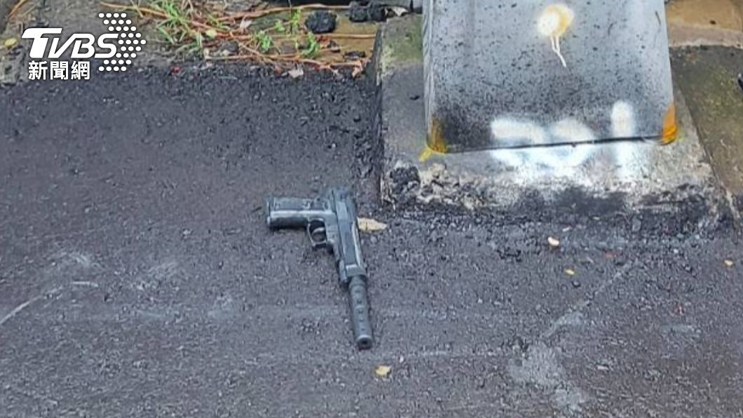 路邊撿到槍！15公分長槍躺地上民眾嚇報警　一查尷尬了