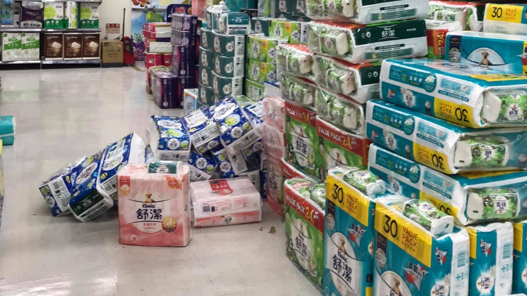 賣場無人受傷。(圖/翻攝自我們是新店人好山好水就是愛新店 臉書)