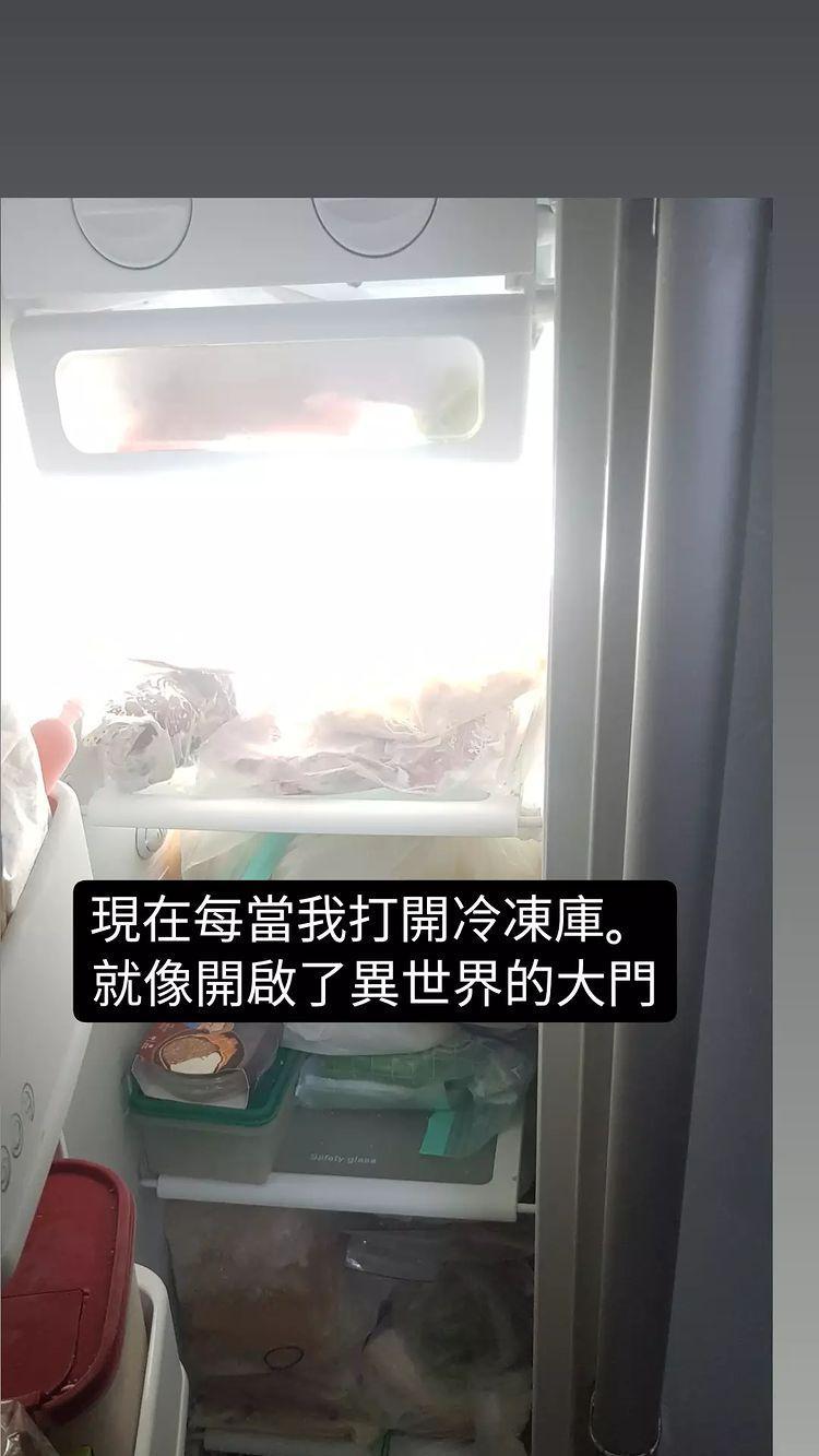 網友表示自己開冰箱就像打開異世界的門。(圖/翻攝自PTT)