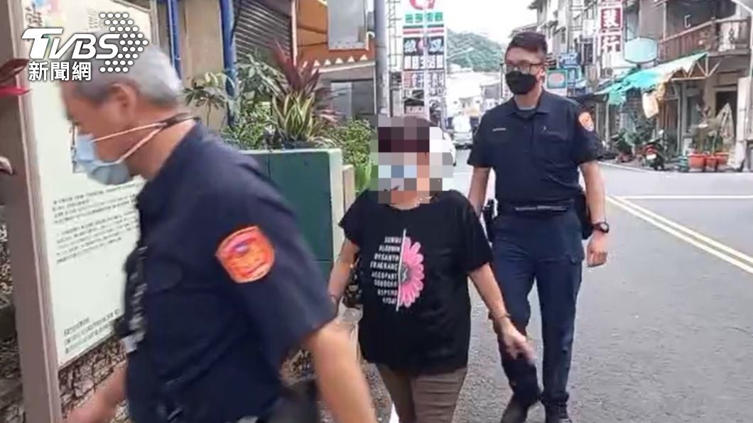 蔡女盜領他人五倍券,警方將依侵占罪嫌函送橋頭地檢署偵辦。(圖/警方提供)