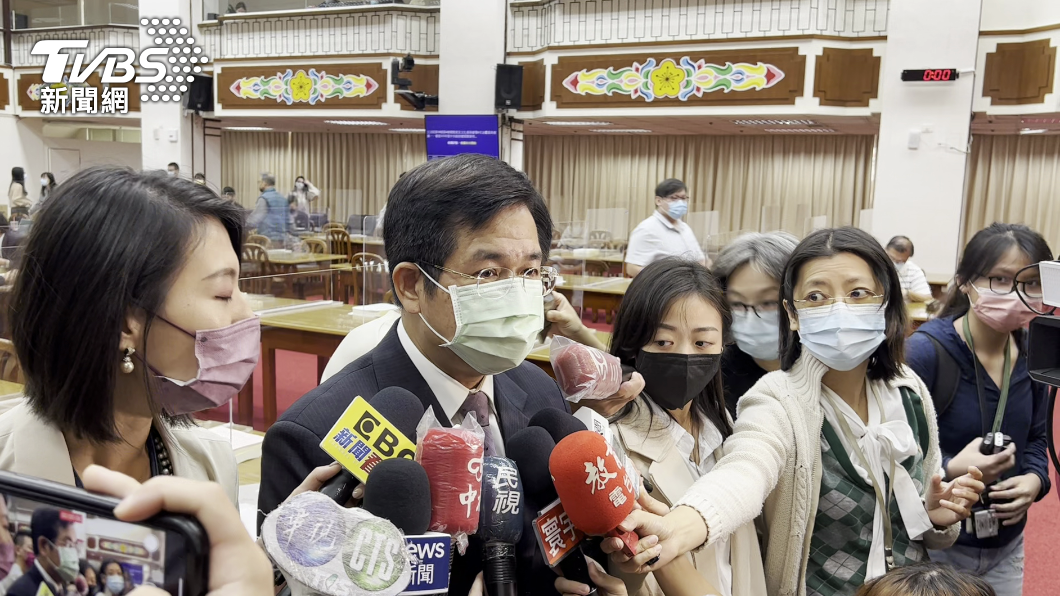 首位因卡管案下台的部長！他避談管中閔不續任台大校長