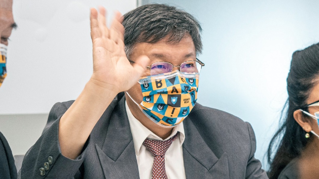 柯文哲也說明，北市大約60%民眾已經打了第一劑疫苗，如果以實際人口來計算，則是70%左右。（圖／翻攝柯文哲臉書）