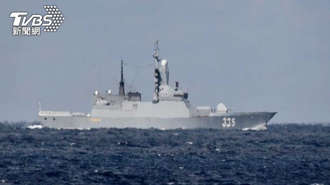 中俄海軍繞行日本 駐日美軍戰機掛實彈飛行
