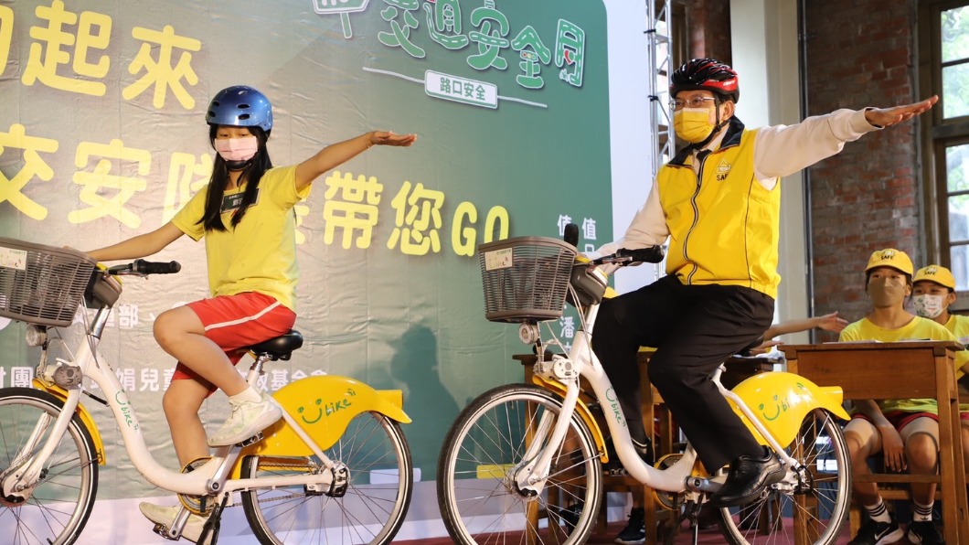 春節返鄉防疫措施擬鬆綁! 可望10天旅館+4天居家