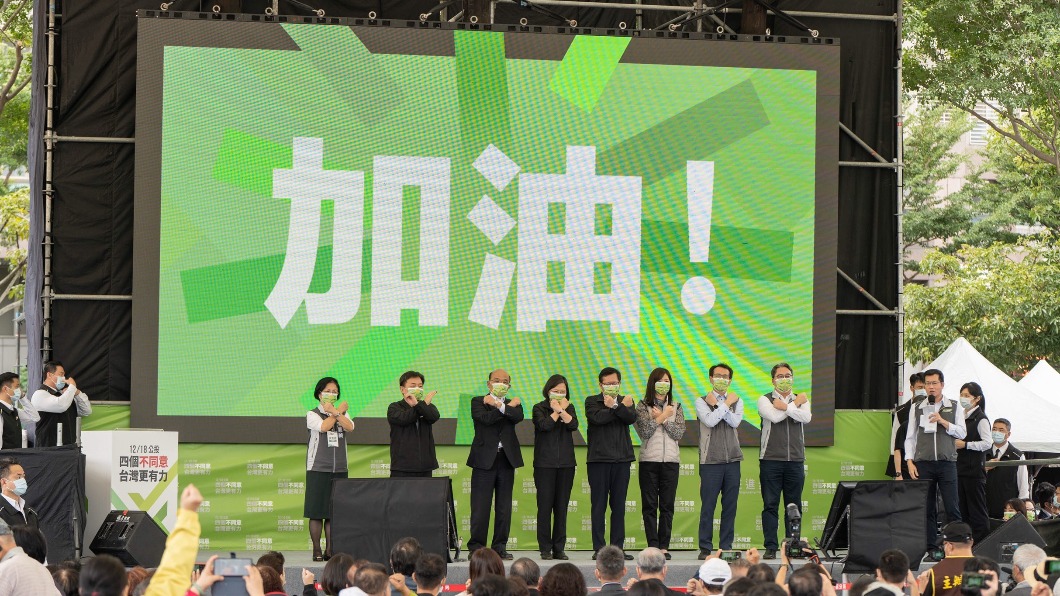 民進黨今（30日）於桃園啟動全台首場「四個不同意 台灣更有力」場公投說明會。（圖／民進黨提供）