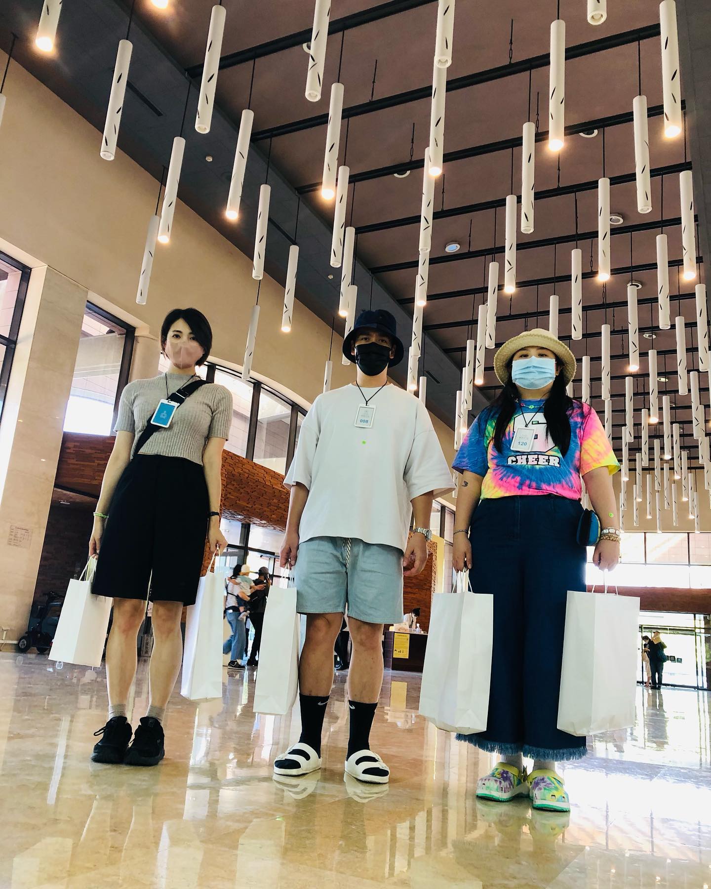 阿喜首次發出和無尊的同框照。(圖/翻攝自阿喜林育品臉書)