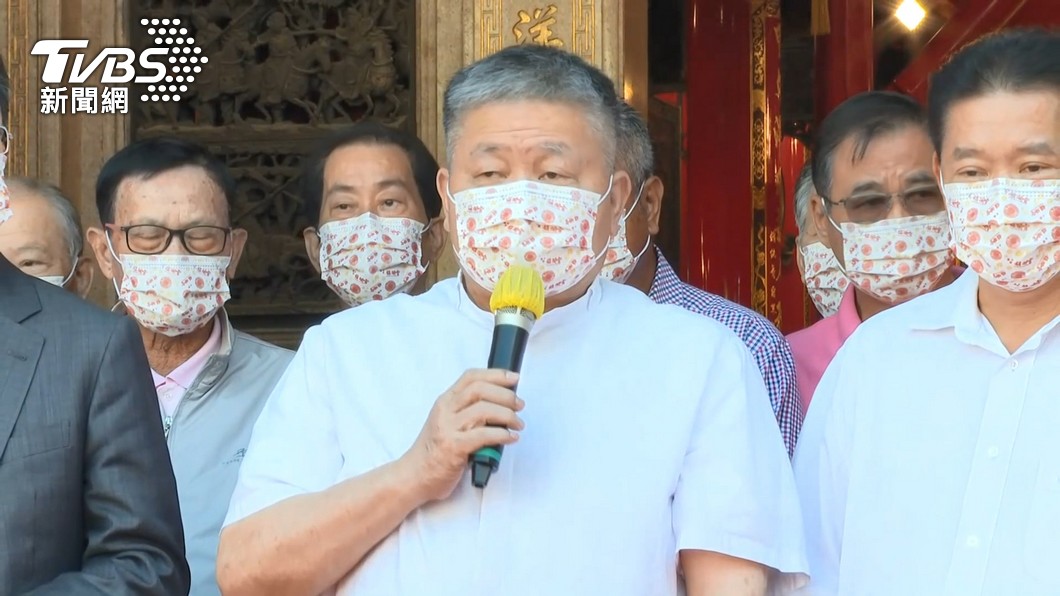 顏清標血壓飆送急診 顏寬恒:沒人會用爸媽健康作文章