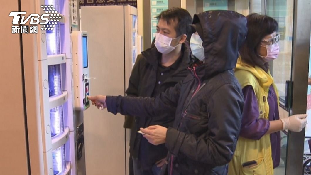 捷運站口罩販賣機租金一個月僅6000元。(示意圖/TVBS資料畫面)