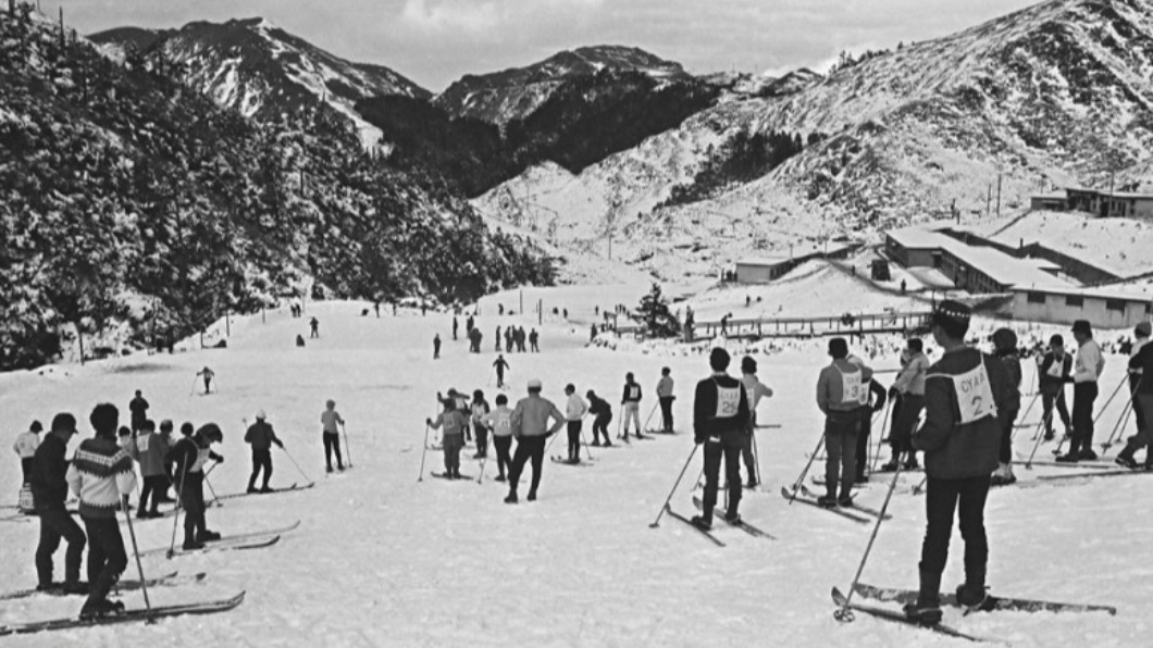 台灣首座滑雪場在這 60年前照勾網回憶:當兵寒訓去過