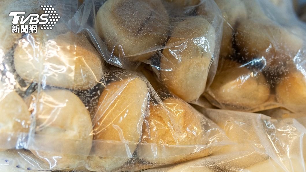 母玩股票賠千萬!他見父為還債「堆冷凍饅頭山」淚崩