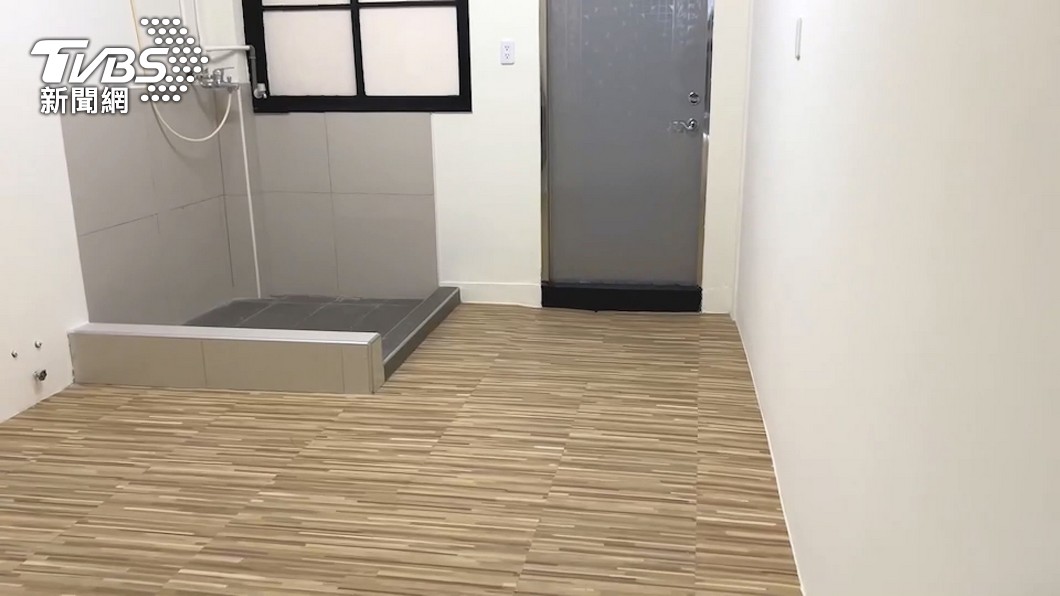 監獄風套房!老屋喊價890萬 開放式衛浴po網爆紅