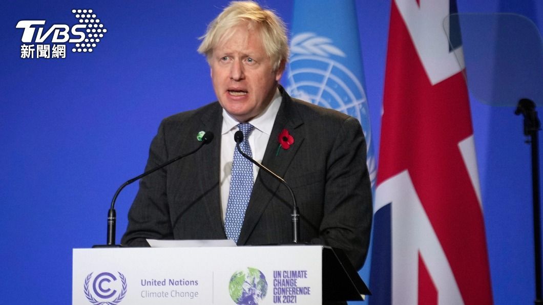 英國首相開幕致辭時,表示氣候變遷就像電影《007》一樣。(圖/達志影像美聯社)