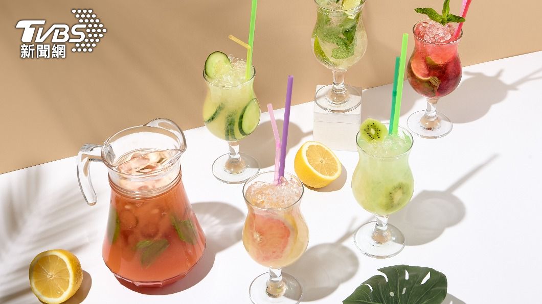 消基會抽查市售宣稱無糖的飲料,竟添加甜味劑。(圖/shutterstock達志影像)
