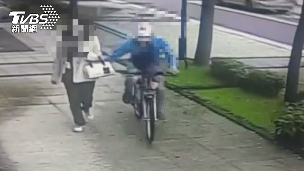 變態!單車男見妙齡女落單 騎車經過竟「掐一把」加速逃