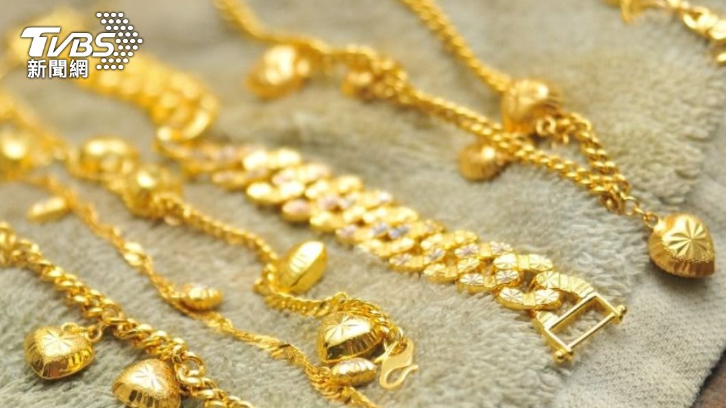 在好市多也能買到金飾。(示意圖/shutterstock 達志影像)