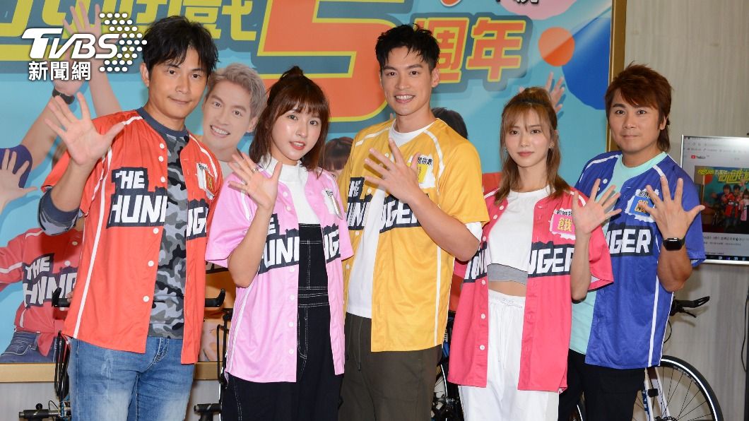 峮峮「吃貨行徑」全遭曝!《飢餓》5週年鐵馬行險釀車禍