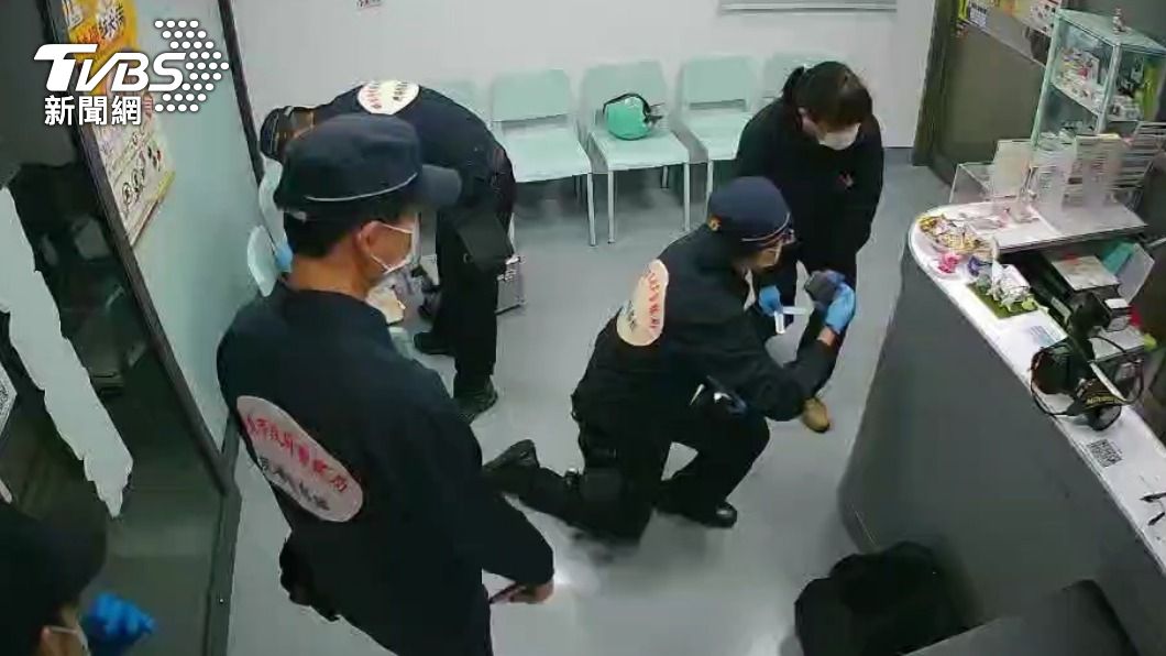 警方到花店採證。(圖/TVBS)